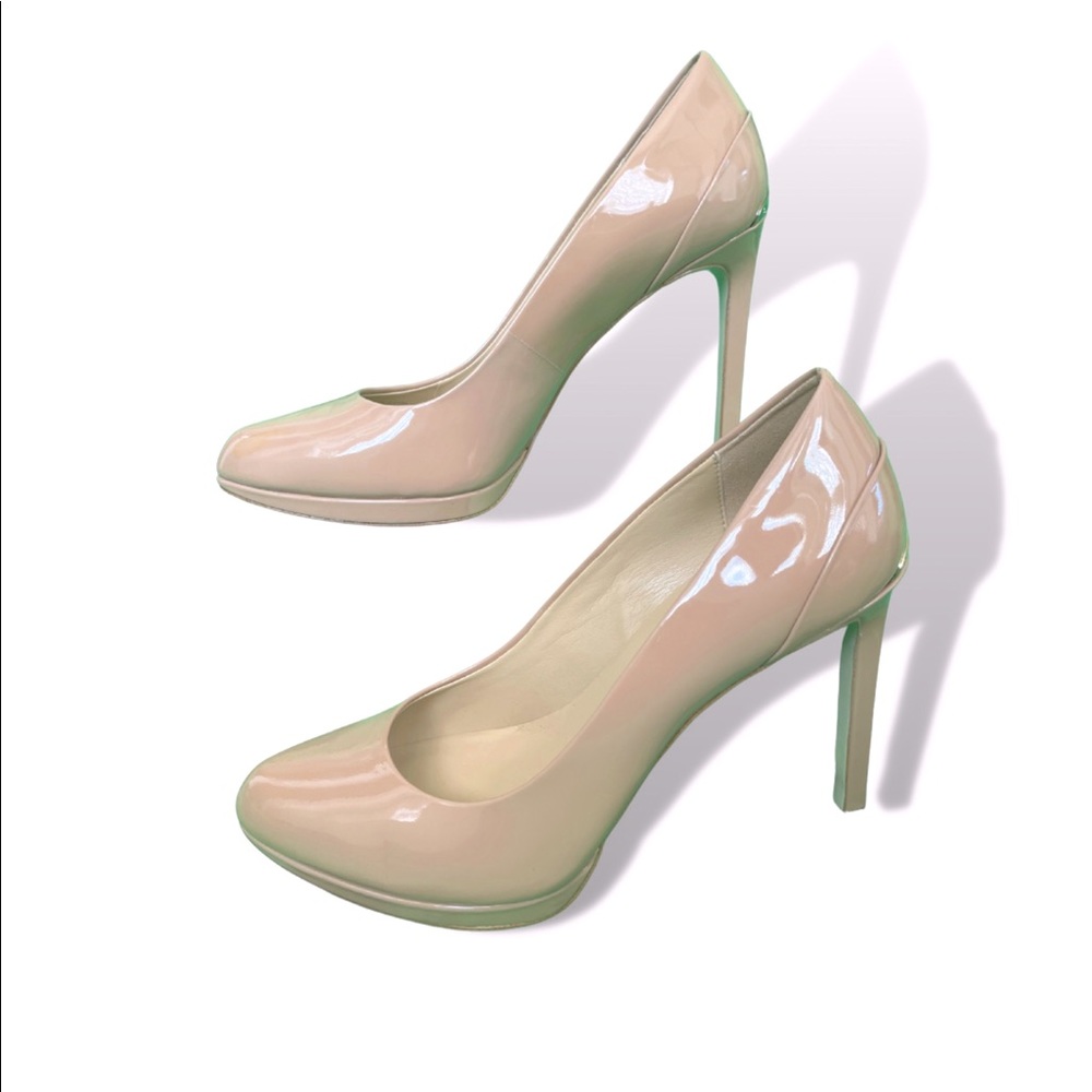 Michael Kors Yasmin Pump. Nude. Size 9.